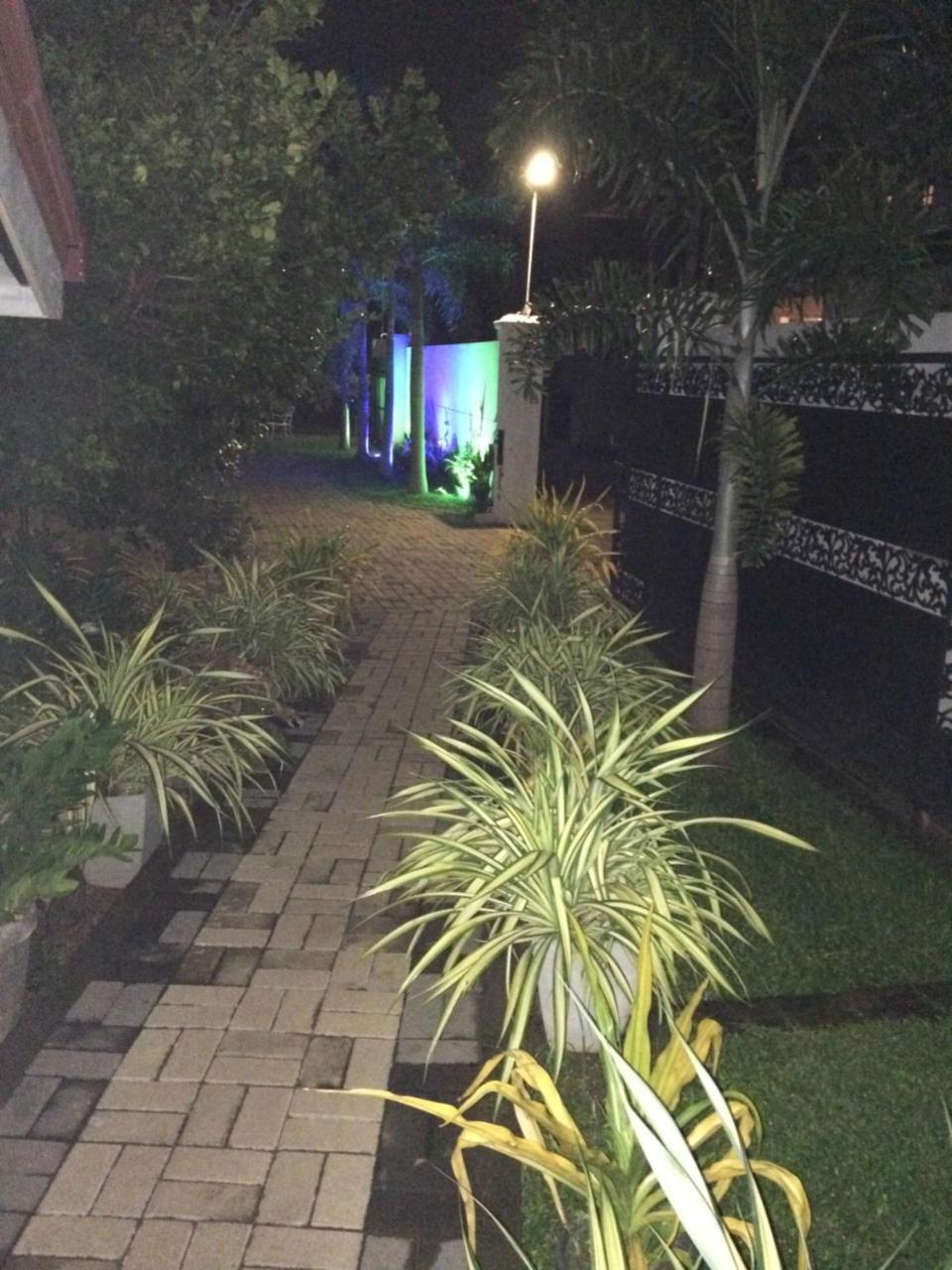 Sunrise Palace Negombo Exterior photo